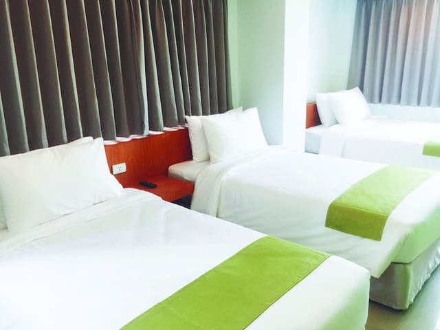 Premier Triple Room