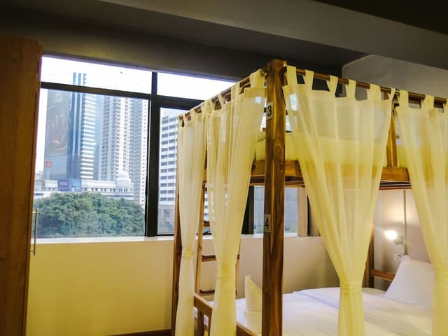 Private room with 4 beds & private bathroom