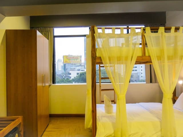 Private room with 4 beds & private bathroom