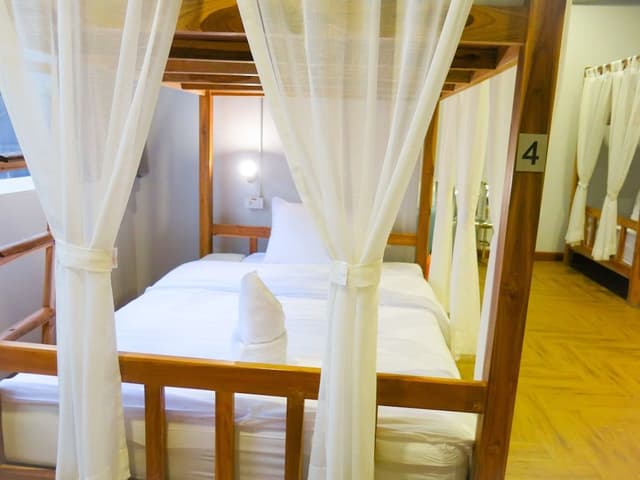 Private room with 4 beds & private bathroom