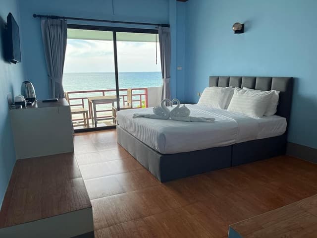 Beachfront Room