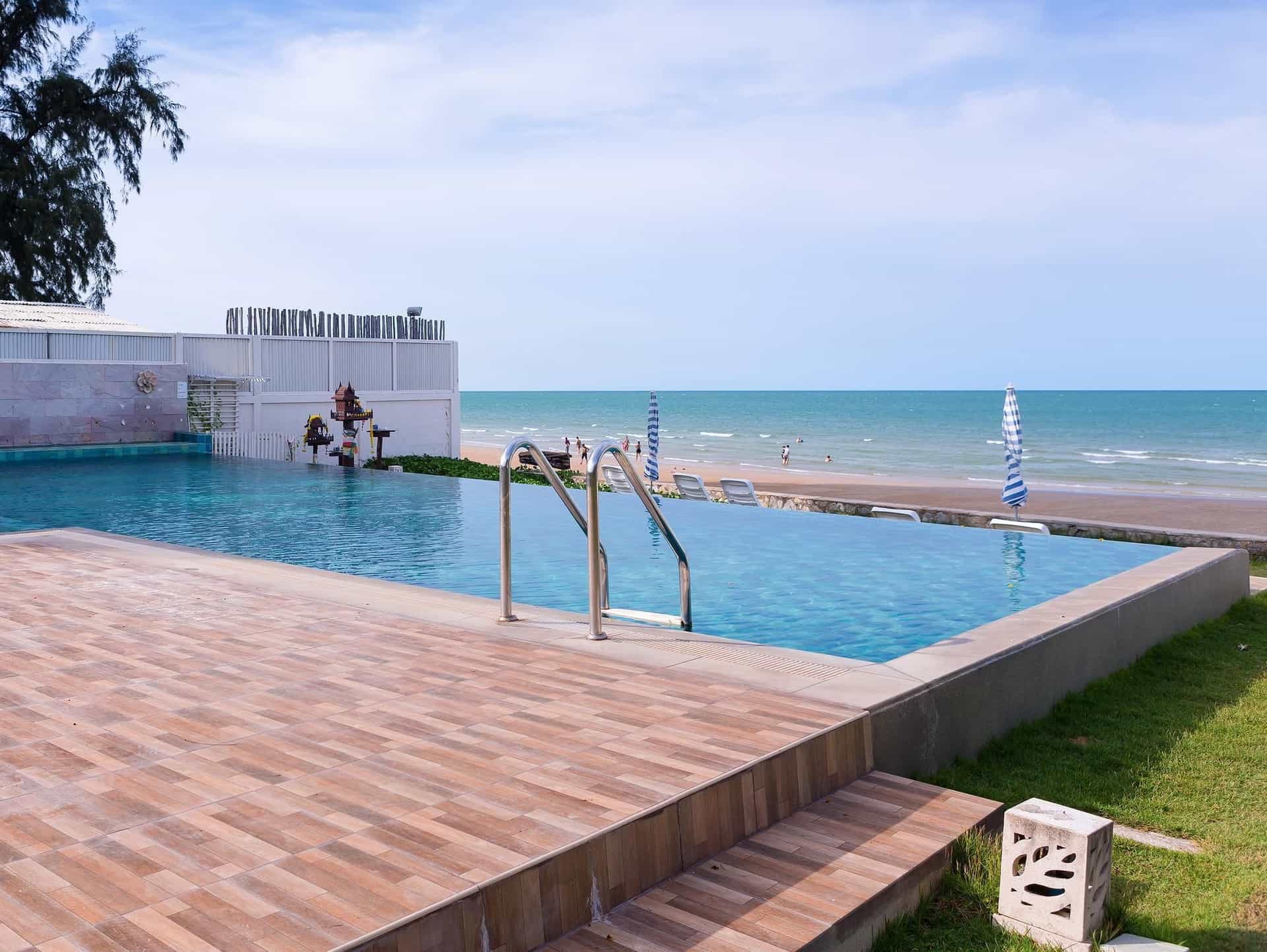 Baan Poolom Beachfront Condominium Baan Poolom Beachfront Condominium