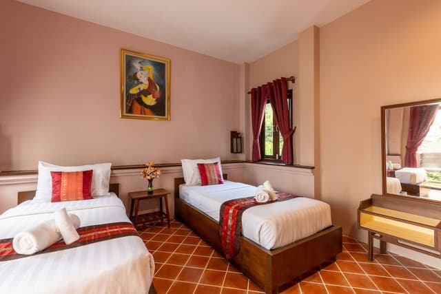 Deluxe Twin Room