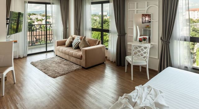 One Bedroom Suite
