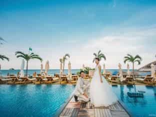 Sanae Beach Club Sanae Beach Club