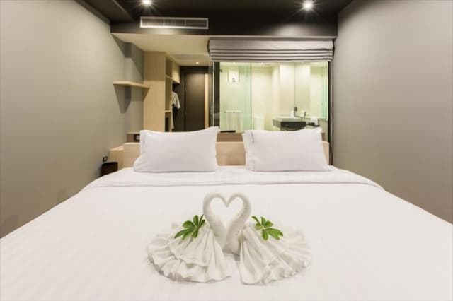 Grand Deluxe Pool Access Room