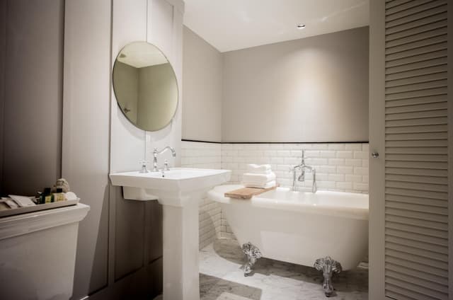 Deluxe Room - Twin Bed