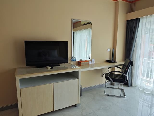 Deluxe Room, 1 Double or 2 Twin Beds