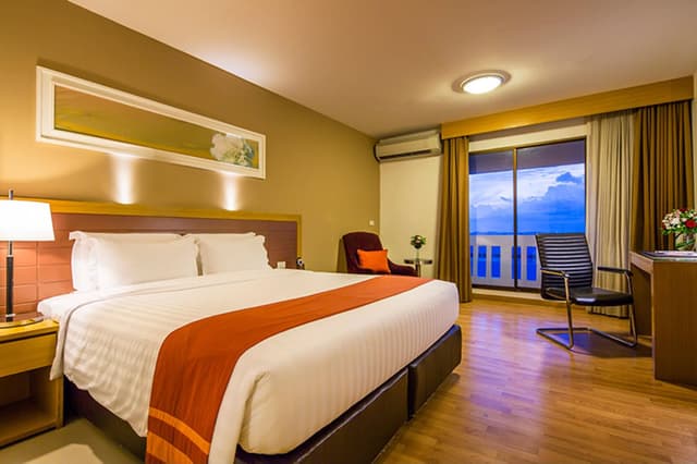 Superior room