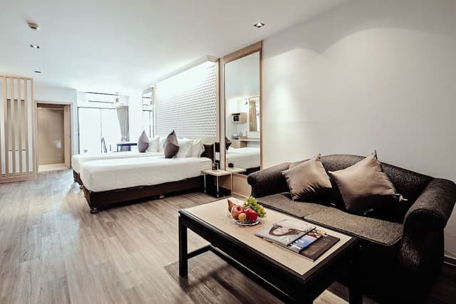 Junior Suite King Room