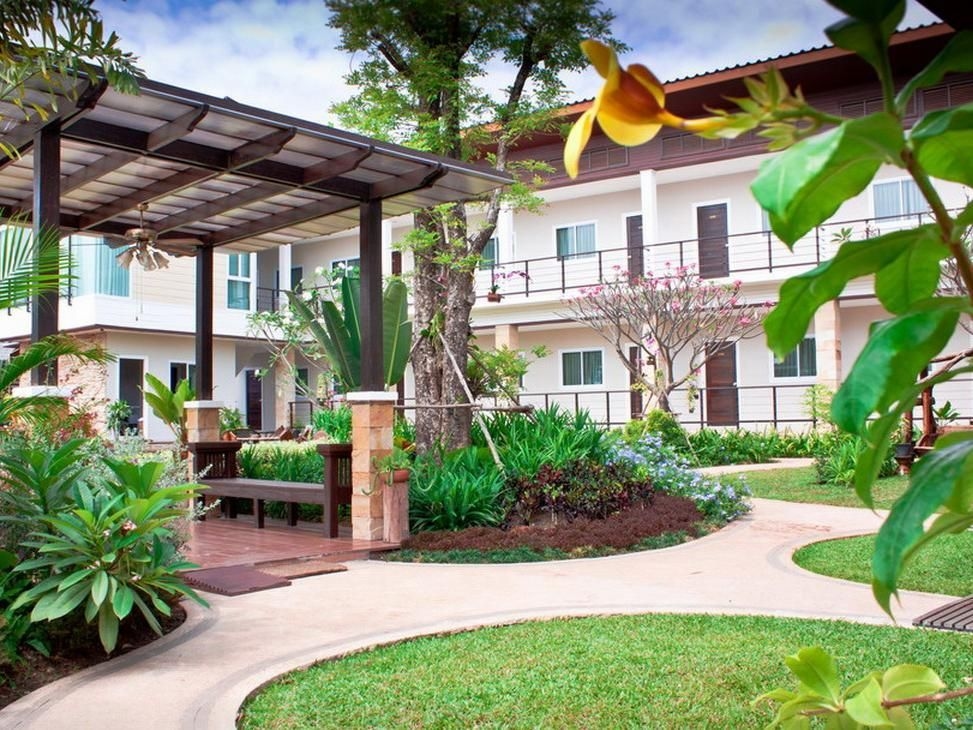 เดอะพาร์คนางรอง รีสอร์ท (The Park Nangrong Resort)4