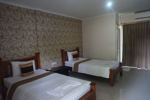 Basic Twin Room