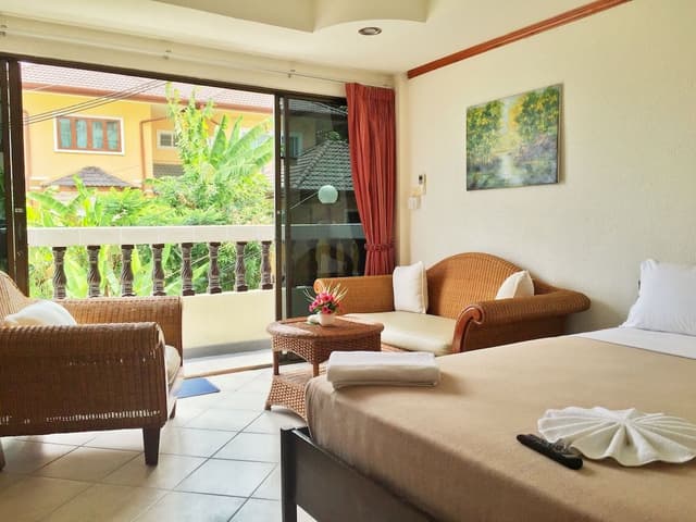Standard Room, 1 Double Bed, Accessible, Courtyard View