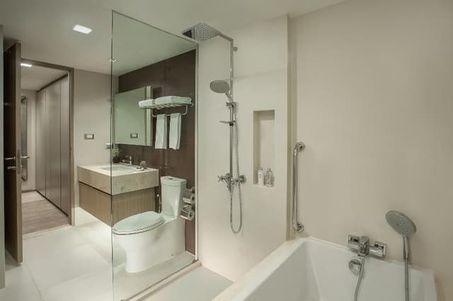 DOUBLE EXECUTIVE ONE BEDROOM