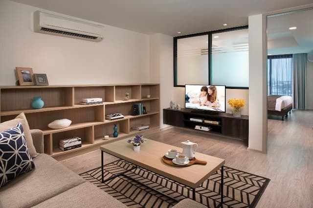DOUBLE EXECUTIVE ONE BEDROOM