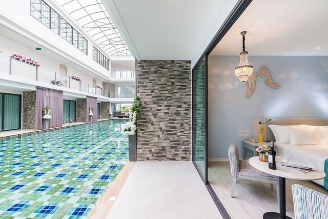 Deluxe Double Room, Pool Access