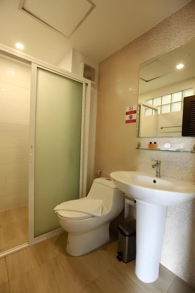 Executive Double or Twin Room with Pool View