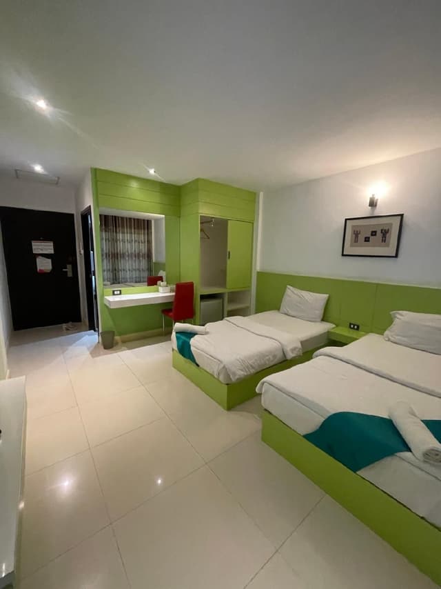 Standard Twin Room