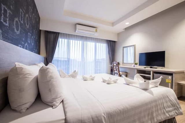 Grand Deluxe Room