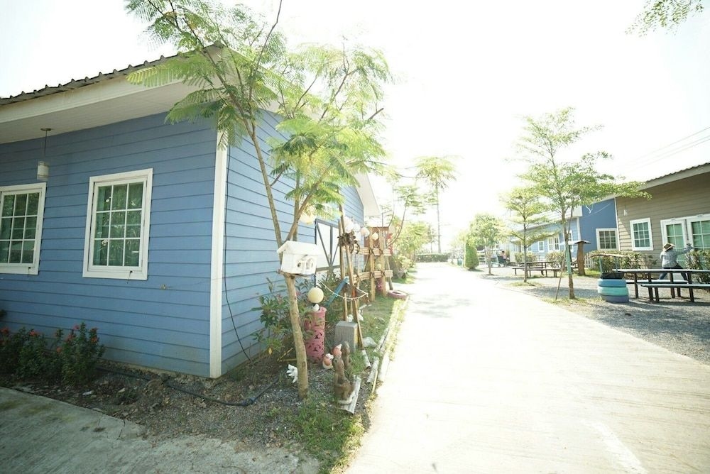 ต้นรัก รีสอร์ท (Tonrak Resort)2