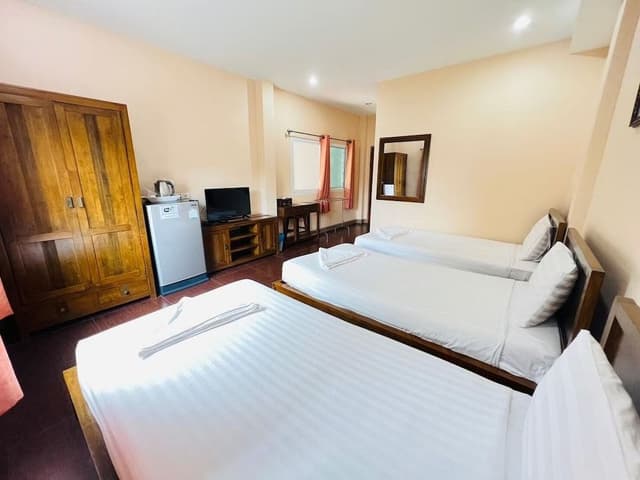 Deluxe Triple Room
