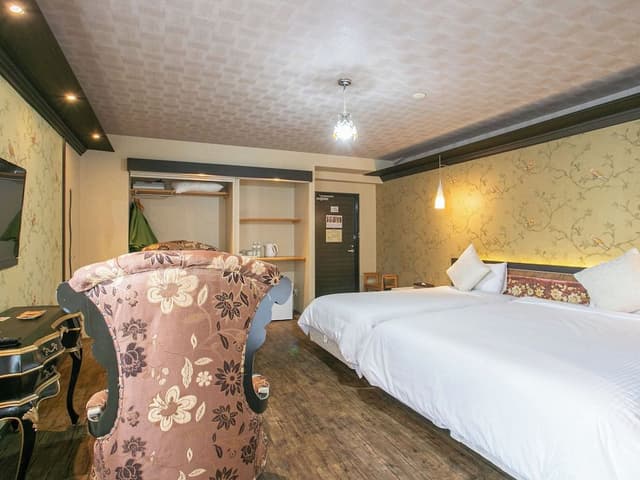 Superior Twin Room