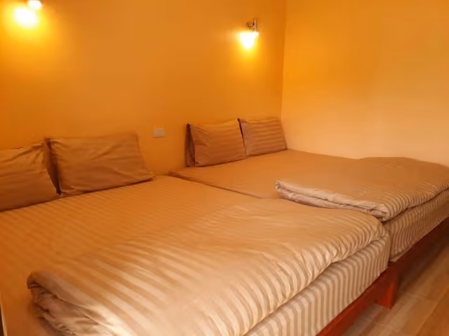 Family Room 4 Adults
