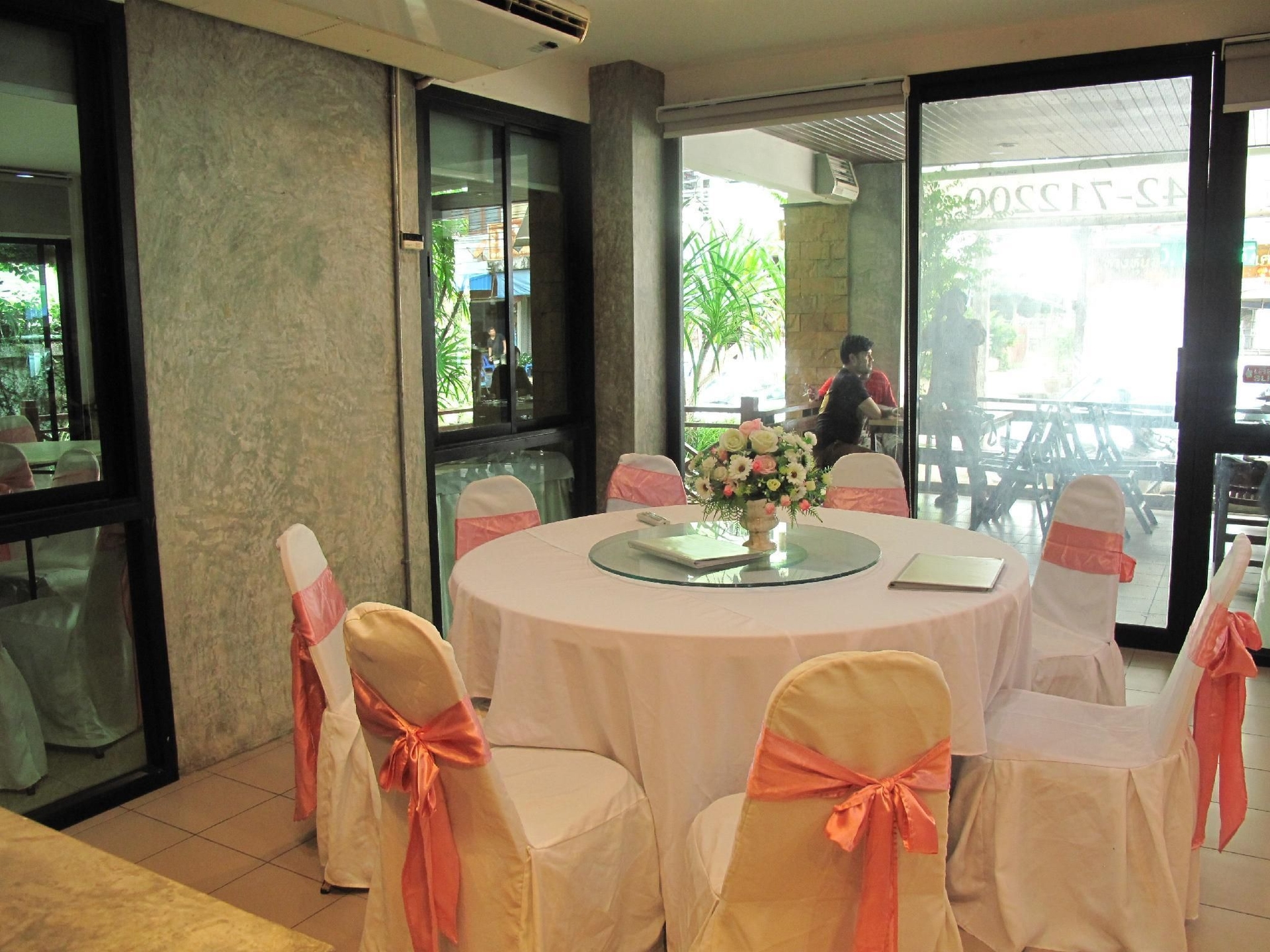 โรงแรมดุสิต (Dusit Hotel)1
