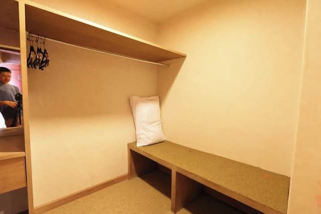 Deluxe Suite, Bathtub
