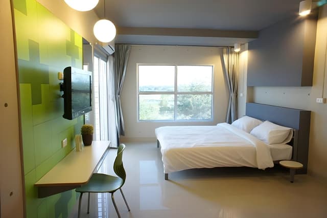 Standard King Bed