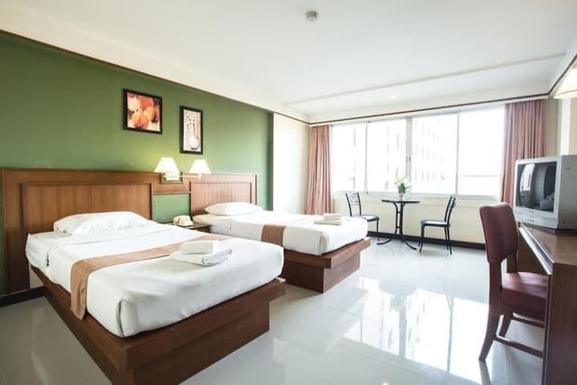 Standard Twin Room