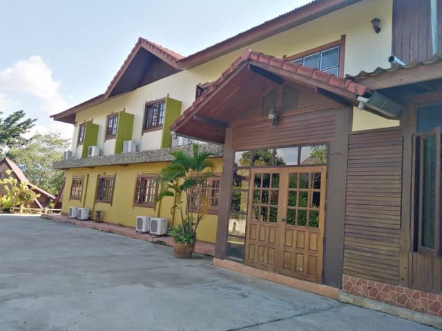 Standard Room (2nd floor building)