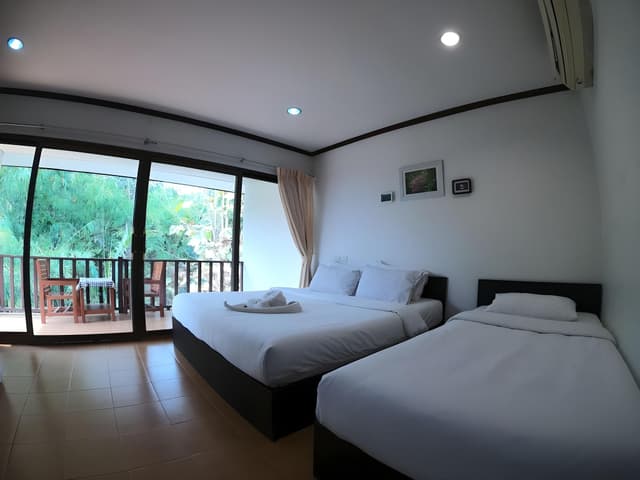 Superior Triple Room