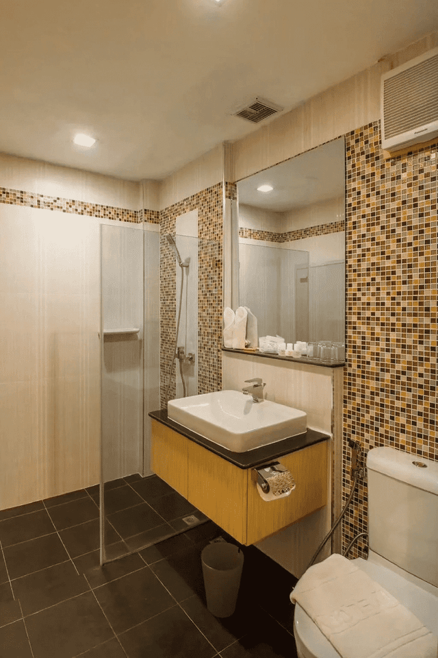 Modern Twin Room