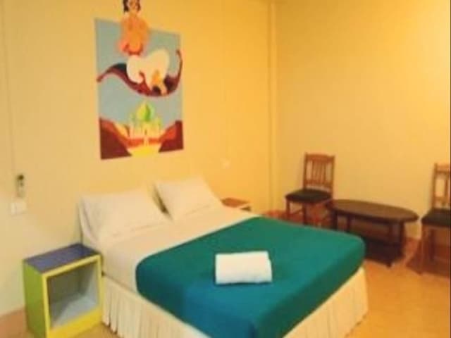Deluxe Double Bed