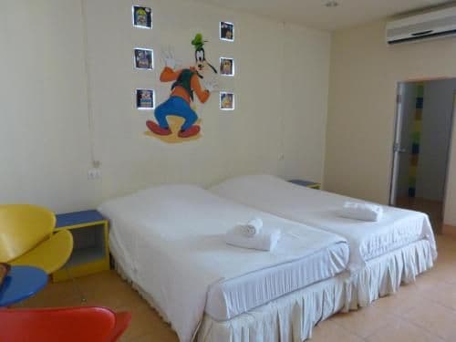 Deluxe Twin Bed