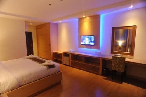 Standard King Bed