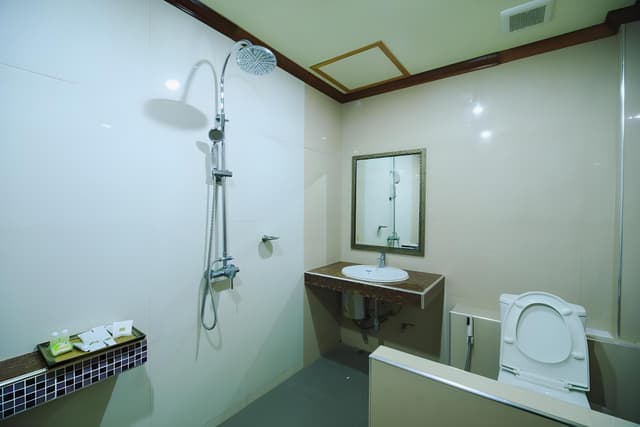 Deluxe Suite