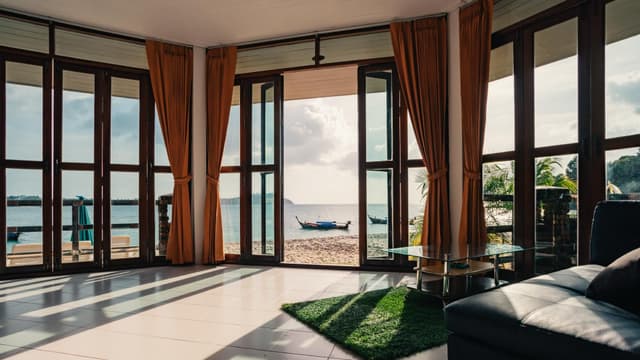 Honeymoon Suite