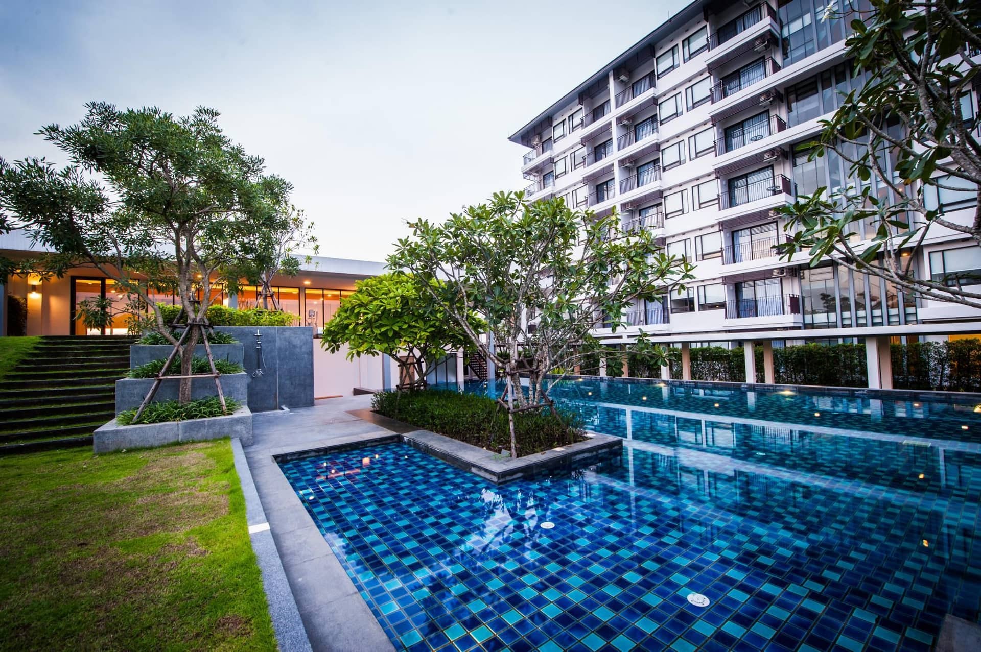 เบอร์กันดี เรสซิเดนซ์ 304 เบอร์กันดี เรสซิเดนซ์ 304
