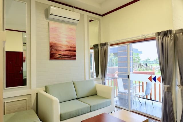 Family Room, 1 Bedroom