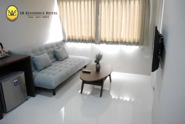 Deluxe King Bed