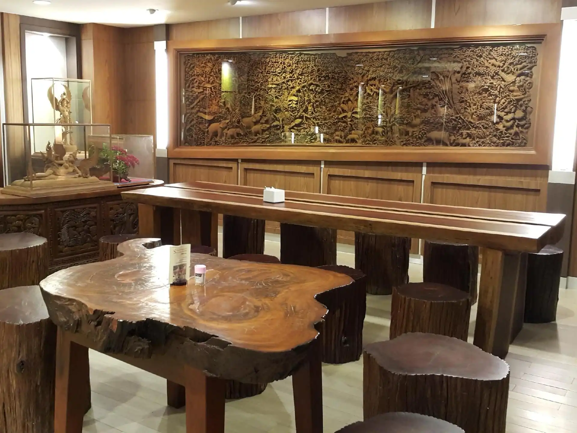 โรงแรมศิลาหยกแกรนด์ โรงแรมศิลาหยกแกรนด์