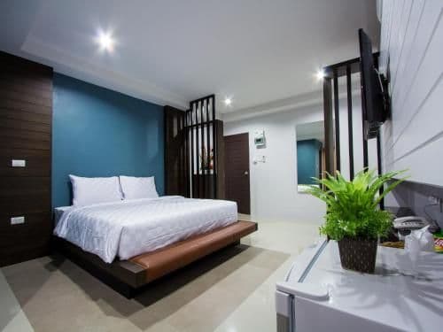 Deluxe Double Bed
