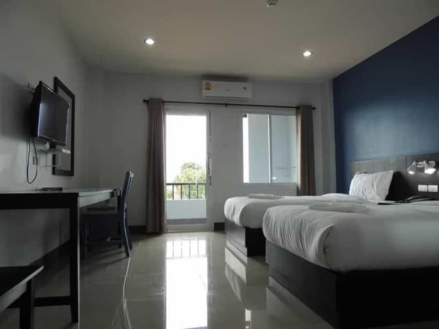 Standard Twin Room (Require Employee card & ID card upon check in)