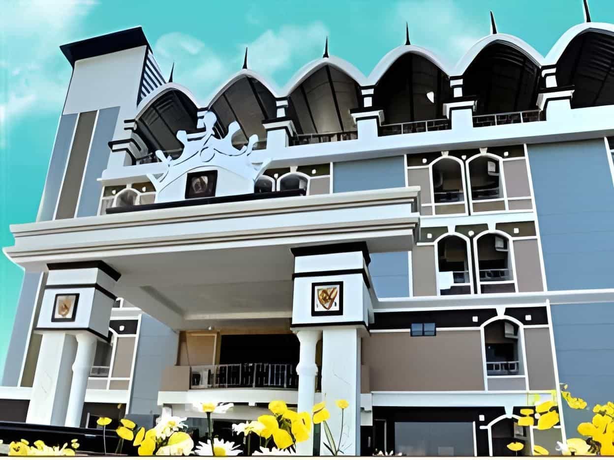 Queen Palace Hotel