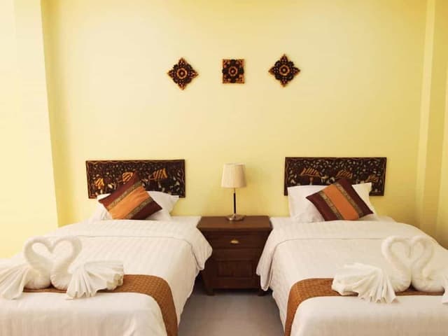 Standard Twin Room