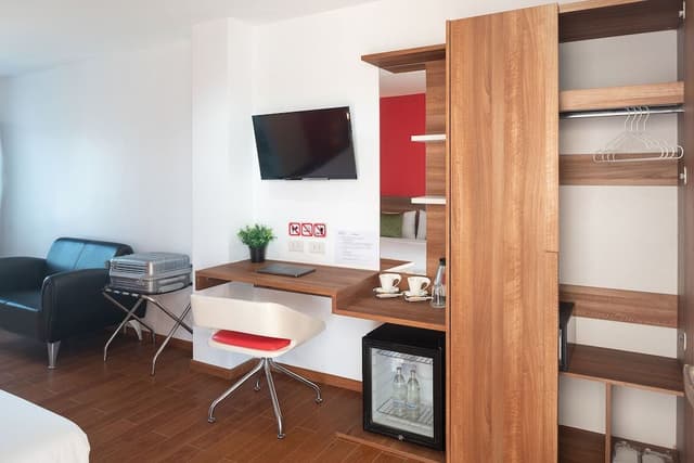 Premier Deluxe, 1 King Bed, Non Smoking, City View
