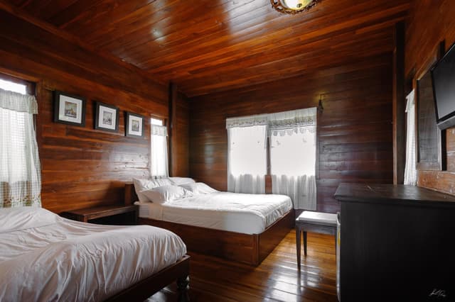 Deluxe Bungalow