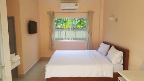 KING BED ROOM